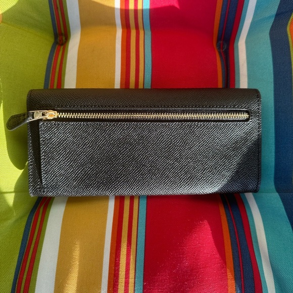 Coach Wyn Wallet - Picture 3 of 5